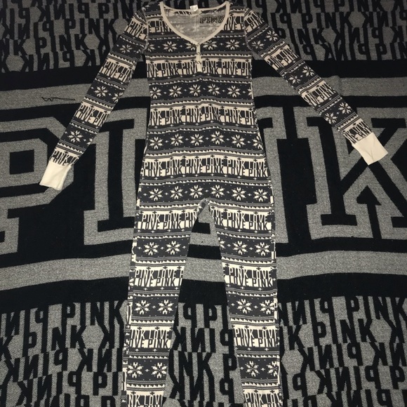 🆚 💕PINK 🎄❄️🎁 Christmas Onesie 🎁❄️🎄 - Picture 3 of 8